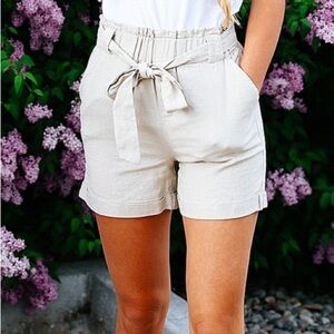 So perla linen shorts